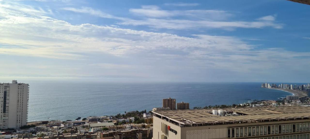 Apartamento Depto, Hermosa Vista Al Mar. Con Estacionamiento.